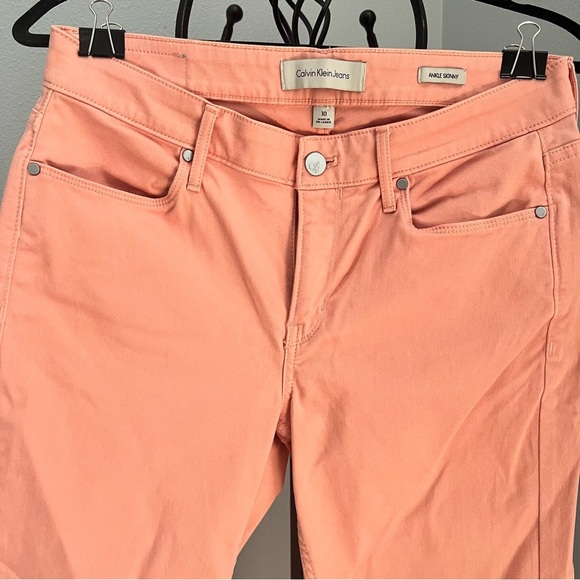 Calvin Klein Jeans Peach Skinny Ankle Women's Jeans - Picture 2 of 12
